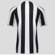 Newcastle United Home Player Version Jersey 22/23 (Customizable)